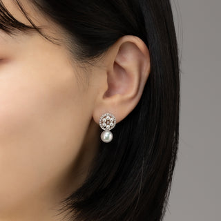 【フロール・デ・リマ】アコヤパールピアス 2.5/8.0mm D 0.22ct