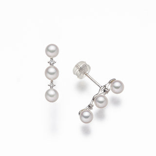 アコヤパールピアス 4.0mm D 0.06ct