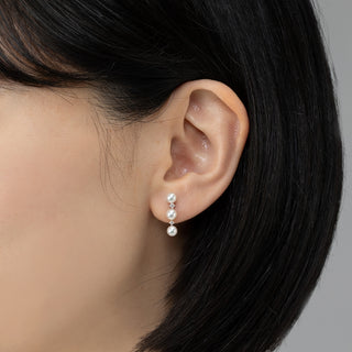 アコヤパールピアス 4.0mm D 0.06ct