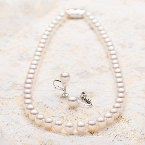 [Online Shop Exclusive] Akoya Pearl Necklace and Earring Set Necklace: 7.5mm Earrings: 8.0mm