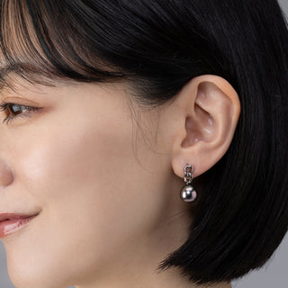 【nonbinary】黒蝶パールピアス 10.7mm