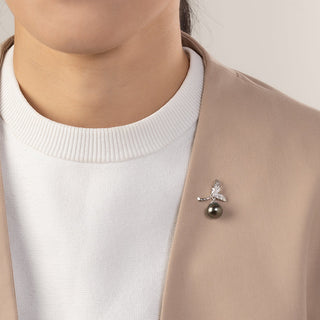 黒蝶パールピンブローチ（どんぐり） 10.0mm