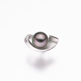 黒蝶パールピンブローチ 9.5mm