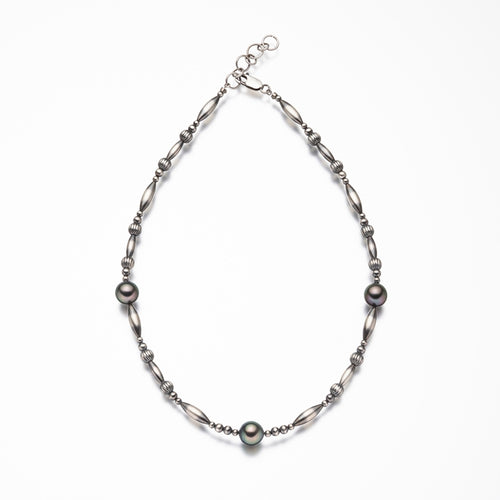 【オンラインショップ限定】nonbinary FLOW　黒蝶パールネックレス 約10.0mm 全長約45cm
