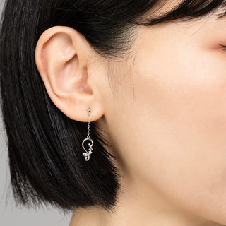 淡水パールピアス 5.0mm D 0.02ct
