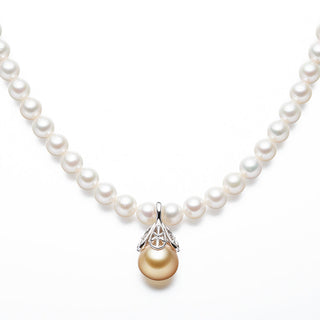 白蝶（金色）パールブローチ 13.0mm