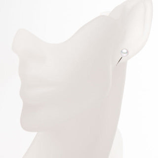 Akoya 珍珠耳环 7.0 毫米